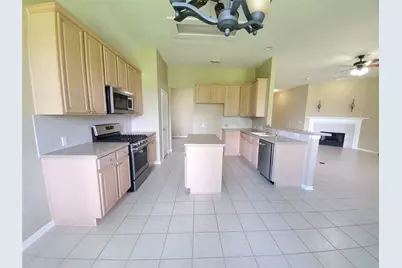 7610 Broken Oak Lane, Sugar Land, TX 77479 - Photo 9