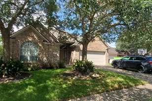 7610 Broken Oak Ln, Sugar Land, TX 77479 - Photo 1