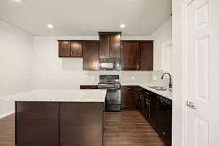 810 Paul Quinn St, Houston, TX 77091 - Photo 9