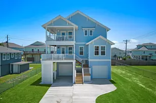 4214 San Jacinto Dr, Galveston, TX 77554 - Photo 1