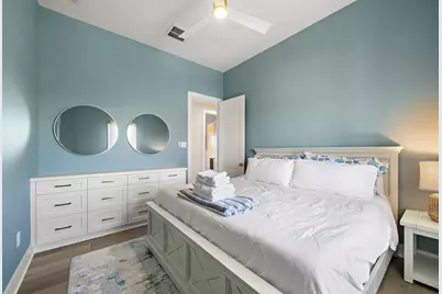4214 San Jacinto Drive, Galveston, TX 77554 - Photo 15