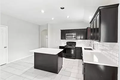 2913 Landing Edge Lane, League City, TX 77539 - Photo 7