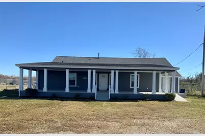 2924 29th Street N, Texas City, TX 77590 - Photo 1