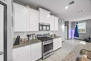 12312 Swae Lee Way, Houston, TX 77048 - Photo 13