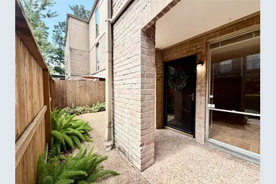4639 Wild Indigo Street #463, Houston, TX 77027 - Photo 9