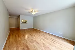 4639 Wild Indigo St, Houston, TX 77027 - Photo 15