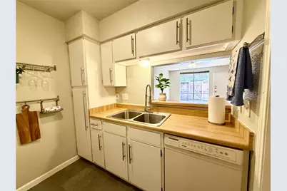 4639 Wild Indigo Street #463, Houston, TX 77027 - Photo 25