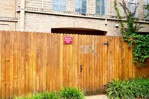 4639 Wild Indigo St, Houston, TX 77027 - Photo 3
