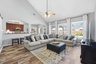 15819 Pier Pointe Way, Houston, TX 77044 - Photo 13