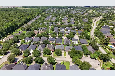 15819 Pier Pointe Way, Houston, TX 77044 - Photo 29