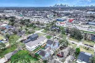 408 W 30th St, Houston, TX 77018 - Photo 41