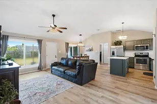 2814 Custer Dr, League City, TX 77573 - Photo 5