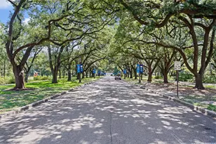 1806 Banks St, Houston, TX 77098 - Photo 31