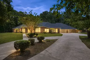 910 Commons Way Ct, Huffman, TX 77336 - Photo 1