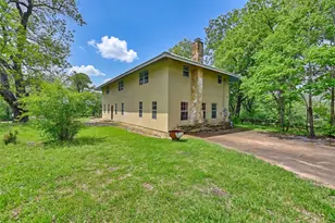 144 Century Ln, Bellville, TX 77418 - Photo 1