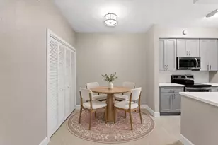 2300 Augusta Dr, Houston, TX 77057 - Photo 3