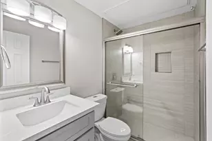 2300 Augusta Dr, Houston, TX 77057 - Photo 7
