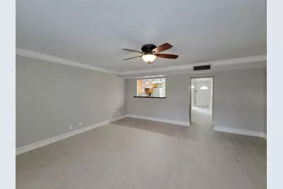 5239 Arboles Drive #P, Houston, TX 77035 - Photo 13