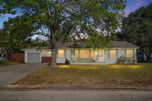 804 Peach St, El Campo, TX 77437 - Photo 41