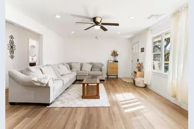 804 Peach Street, El Campo, TX 77437 - Photo 9
