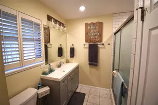 8011 Meadowvale Dr, Houston, TX 77063 - Photo 21