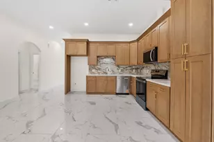 141 County Rd 3372, Cleveland, TX 77327 - Photo 7