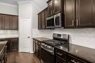 31521 Timber Grove Ln, Spring, TX 77386 - Photo 9