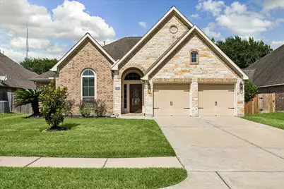2803 Field Hollow Drive, Pearland, TX 77584 - Photo 1