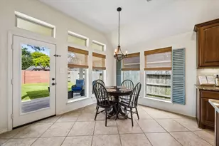 2803 Field Hollow Dr, Pearland, TX 77584 - Photo 13
