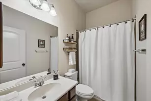 2803 Field Hollow Dr, Pearland, TX 77584 - Photo 21