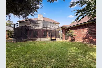 201 Rosemary Lane, Lake Jackson, TX 77566 - Photo 5
