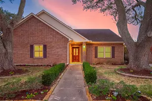 1614 Crestmont St, Wharton, TX 77488 - Photo 1