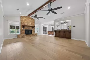 1614 Crestmont St, Wharton, TX 77488 - Photo 7