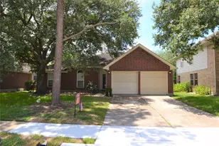 2818 Russett Pl, Pearland, TX 77584 - Photo 1