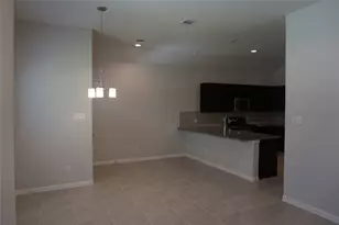 11893 E Gate Dr, Willis, TX 77318 - Photo 5