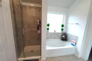 22607 Castello Lakes Dr, Katy, TX 77449 - Photo 21