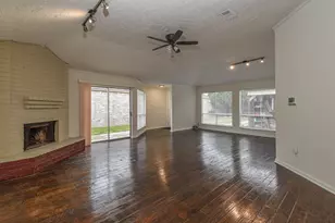 16126 New Field Dr, Houston, TX 77082 - Photo 3