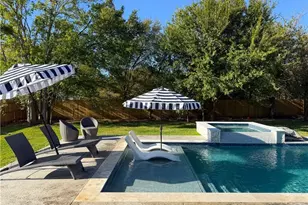 1210 Walton Dr, College Station, TX 77840 - Photo 3