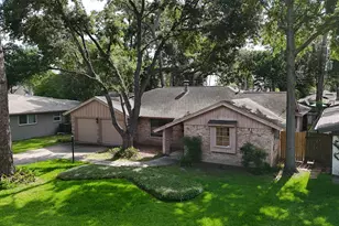 1746 Nocturne Ln, Houston, TX 77043 - Photo 1