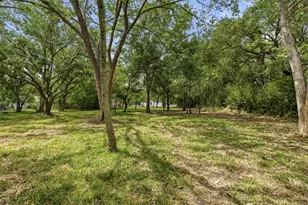 8414 Schiro Rd, Hitchcock, TX 77563 - Photo 35