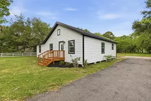8414 Schiro Rd, Hitchcock, TX 77563 - Photo 5