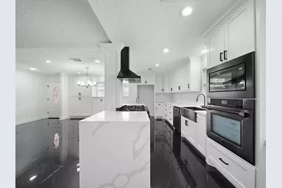 9114 Tooley Drive, Houston, TX 77031 - Photo 11