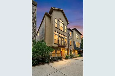 562 Bomar Street, Houston, TX 77006 - Photo 1