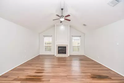 10614 Sunswept Fields Lane, Houston, TX 77064 - Photo 11
