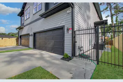 6531 Rosemary Lane #B, Houston, TX 77016 - Photo 3