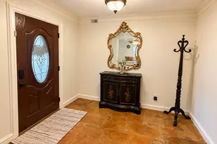 3102 Newcastle Dr, Houston, TX 77027 - Photo 3