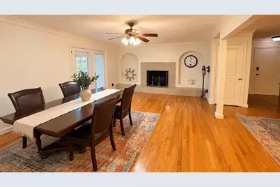 3102 Newcastle Drive, Houston, TX 77027 - Photo 9