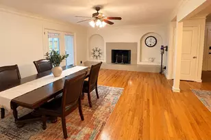 3102 Newcastle Dr, Houston, TX 77027 - Photo 9