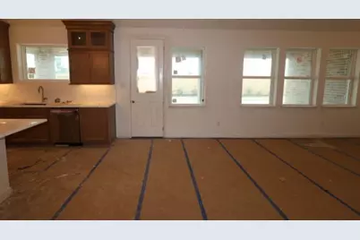 12906 Old Fashion Circle, Mont Belvieu, TX 77535 - Photo 3