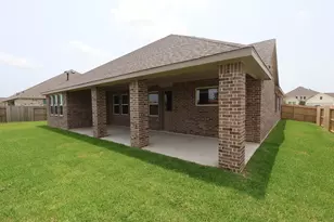 12906 Old Fashion Cir, Mont Belvieu, TX 77535 - Photo 11